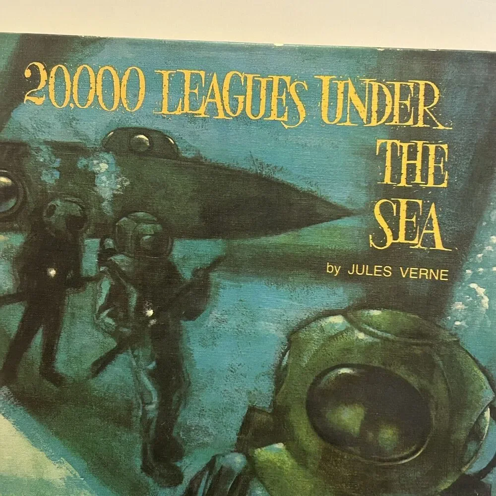 20,000 Leagues Under The Sea by Jules Verne Educator Classic Library 1968 Book